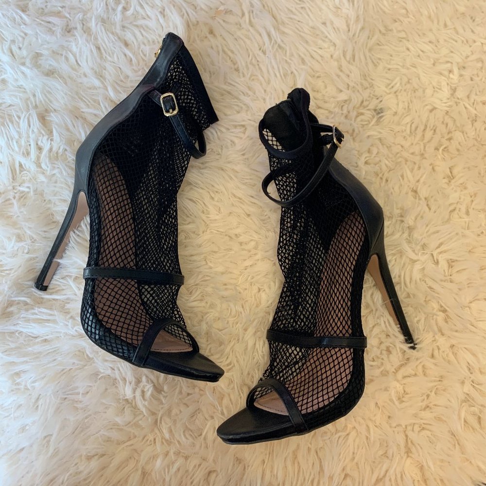 ShoeDazzle Cash Perforated Mesh Black Bootie Heel
